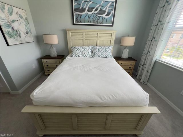 2806 Blossom WAY, Naples, FL 34120