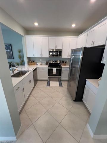 2806 Blossom WAY, Naples, FL 34120