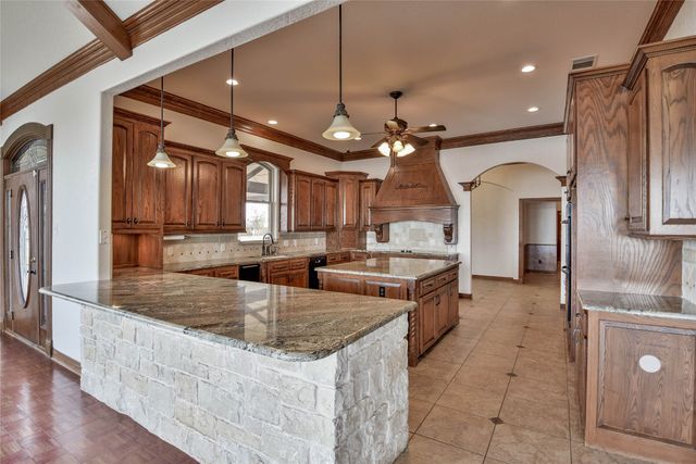 2318 Weatherford Highway, Granbury, TX 76048
