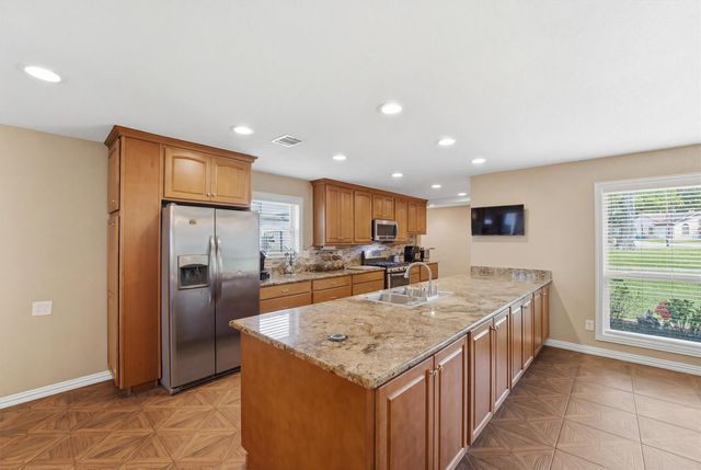 18327 Shoreline Drive, Crosby, TX 77532