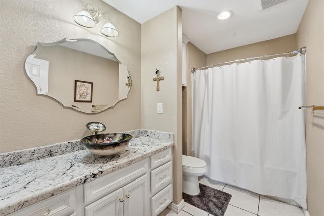 18327 Shoreline Drive, Crosby, TX 77532