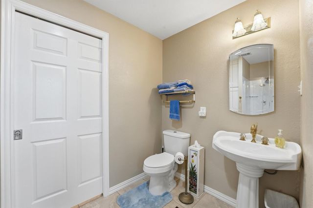 18327 Shoreline Drive, Crosby, TX 77532