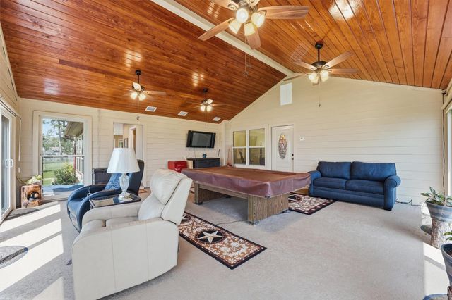 18327 Shoreline Drive, Crosby, TX 77532