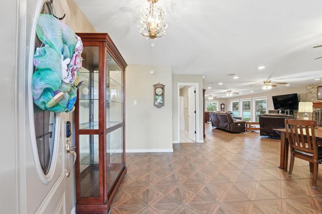 18327 Shoreline Drive, Crosby, TX 77532