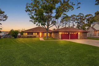 18327 Shoreline Drive, Crosby, TX 77532