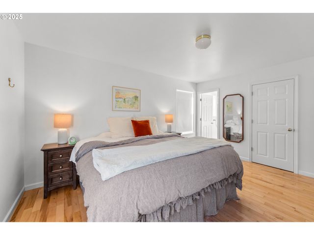 1204 E SECOND Ave, Sutherlin, OR 97479