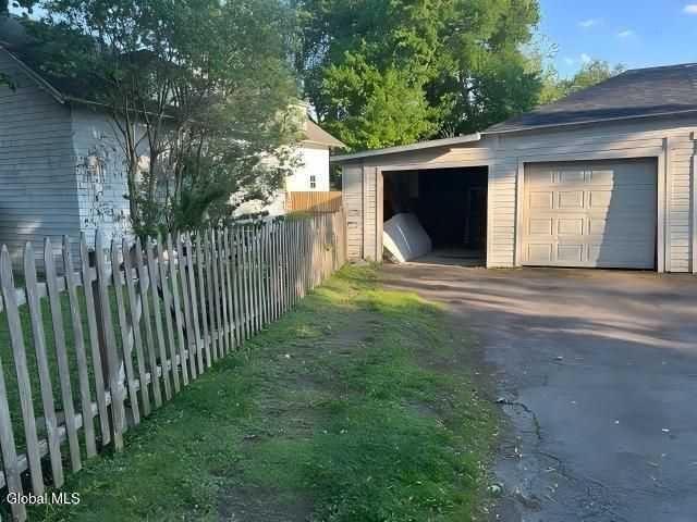 106 Prospect Avenue, Gloversville, NY 12078