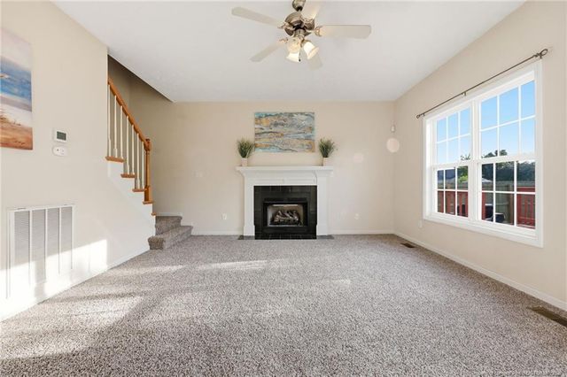 1114 Thistle Gold Drive, Hope Mills, NC 28348