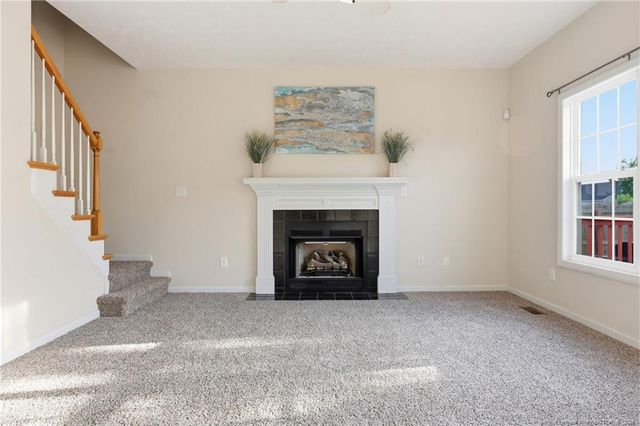 1114 Thistle Gold Drive, Hope Mills, NC 28348