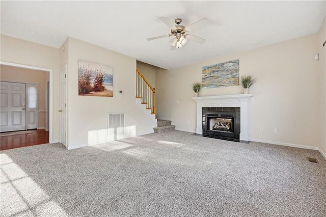 1114 Thistle Gold Drive, Hope Mills, NC 28348