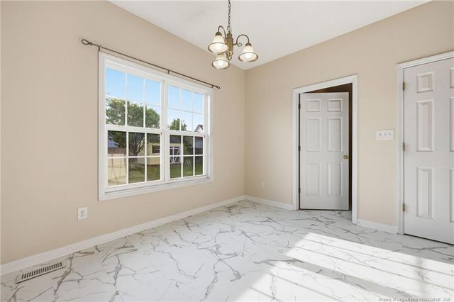 1114 Thistle Gold Drive, Hope Mills, NC 28348