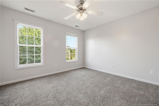 1114 Thistle Gold Drive, Hope Mills, NC 28348