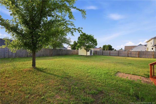 1114 Thistle Gold Drive, Hope Mills, NC 28348