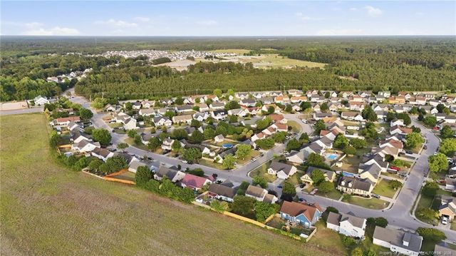 1114 Thistle Gold Drive, Hope Mills, NC 28348