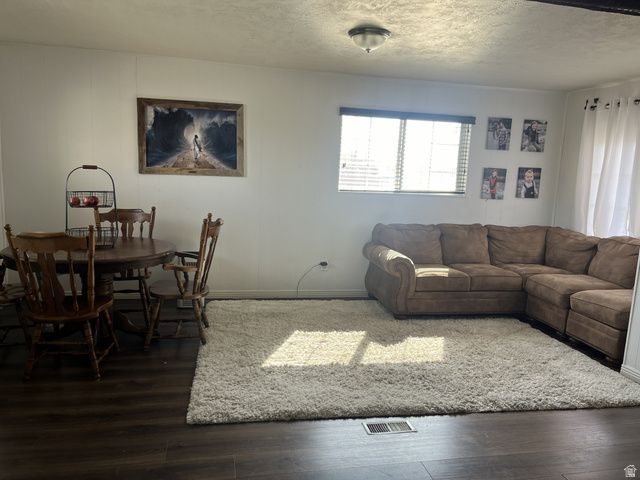 5593 S 6300 W, Hooper, UT 84315