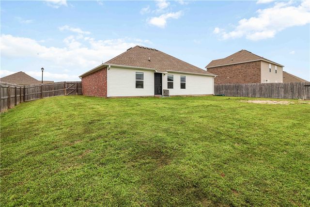 1381 General Fagan Drive, Prairie Grove, AR 72753