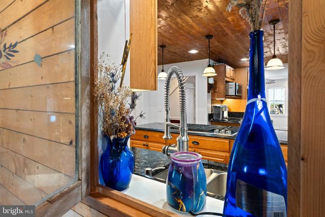 2404 HOOPERS ISLAND RD, Fishing Creek, MD 21634