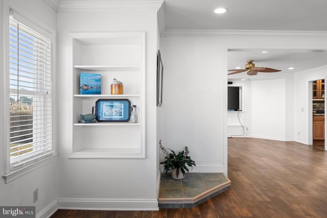 2404 HOOPERS ISLAND RD, Fishing Creek, MD 21634