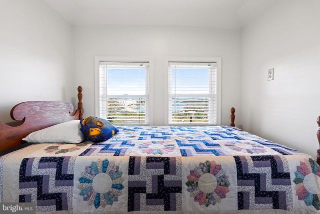 2404 HOOPERS ISLAND RD, Fishing Creek, MD 21634