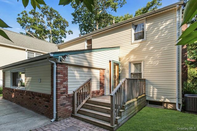181 Woodbine Avenue, Merrick, NY 11566