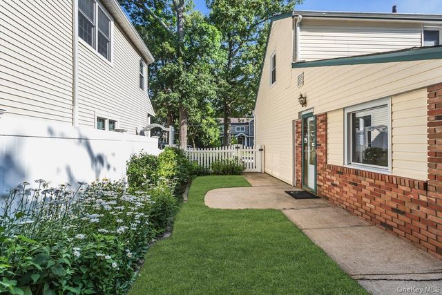 181 Woodbine Avenue, Merrick, NY 11566