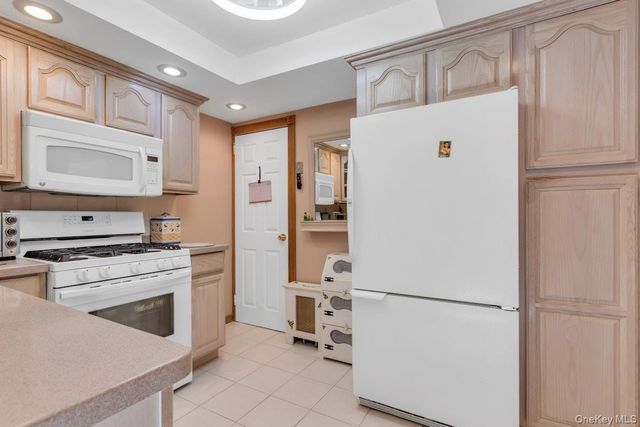181 Woodbine Avenue, Merrick, NY 11566