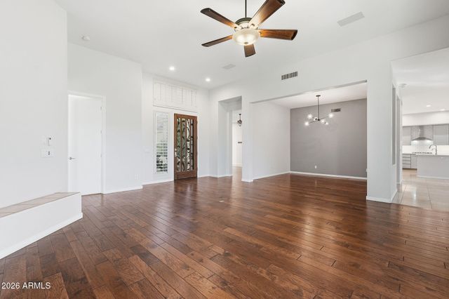 22806 N 55TH Street, Phoenix, AZ 85054