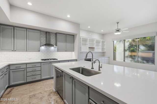 22806 N 55TH Street, Phoenix, AZ 85054