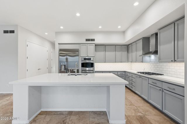 22806 N 55TH Street, Phoenix, AZ 85054