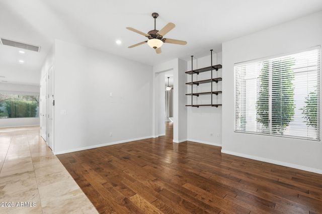 22806 N 55TH Street, Phoenix, AZ 85054