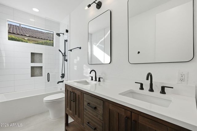 22806 N 55TH Street, Phoenix, AZ 85054