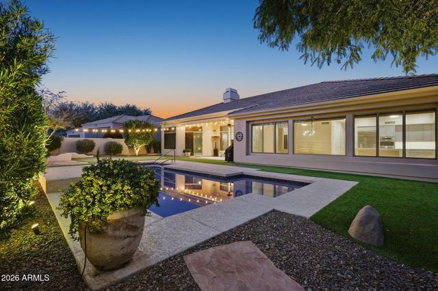 22806 N 55TH Street, Phoenix, AZ 85054