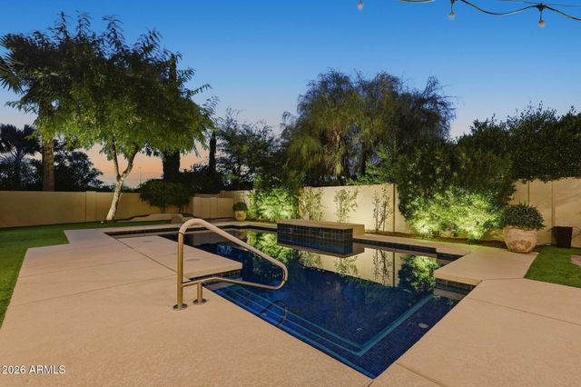 22806 N 55TH Street, Phoenix, AZ 85054