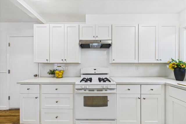 1004 Holly Lane, Fortuna, CA 95540