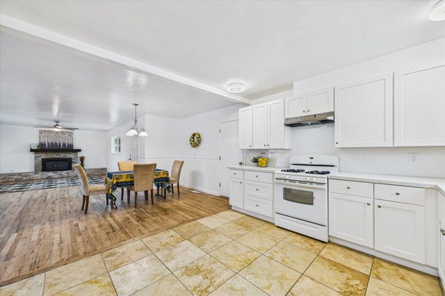 1004 Holly Lane, Fortuna, CA 95540