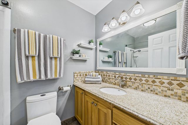 1004 Holly Lane, Fortuna, CA 95540