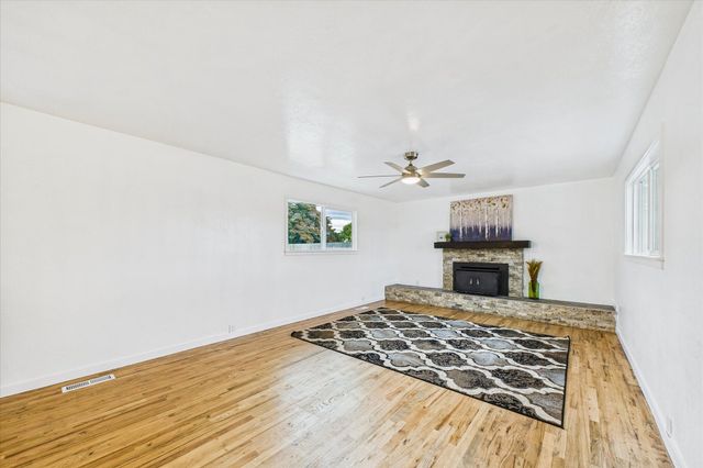 1004 Holly Lane, Fortuna, CA 95540