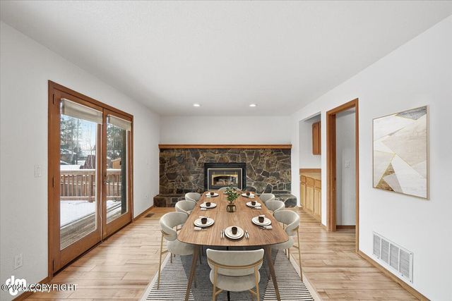 10220 Silvertip Circle, Eagle River, AK 99577