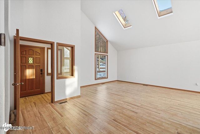 10220 Silvertip Circle, Eagle River, AK 99577