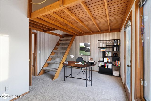 10220 Silvertip Circle, Eagle River, AK 99577