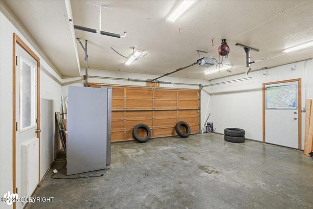 10220 Silvertip Circle, Eagle River, AK 99577