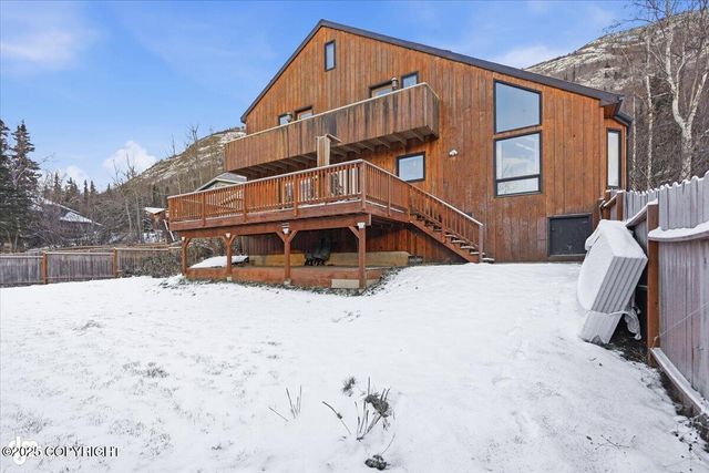 10220 Silvertip Circle, Eagle River, AK 99577