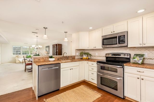 20 America Way 1, Salem, MA 01970
