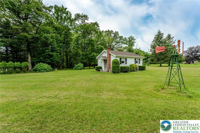 4037 Mountain View Drive, Lehigh Twp, PA 18088