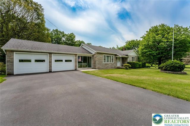 4037 Mountain View Drive, Lehigh Twp, PA 18088