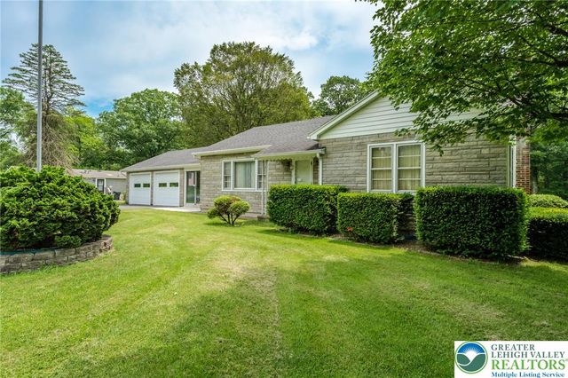 4037 Mountain View Drive, Lehigh Twp, PA 18088