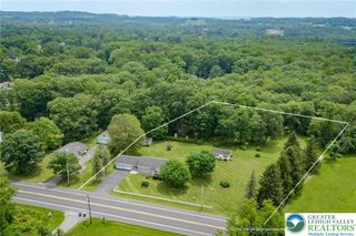 4037 Mountain View Drive, Lehigh Twp, PA 18088