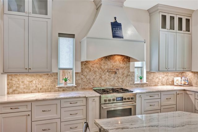 27311 Shady Hills Landing Lane, Spring, TX 77386