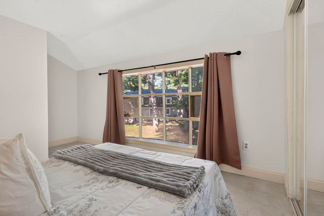 67 Cannongate III Road, Nashua, NH 03063