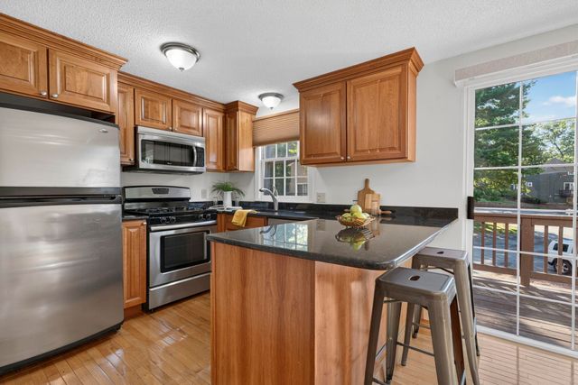 67 Cannongate III Road, Nashua, NH 03063